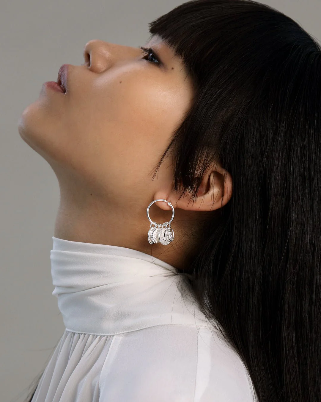 Amuletti-pikkuhela Aurinkoleijona hopea - Image 5