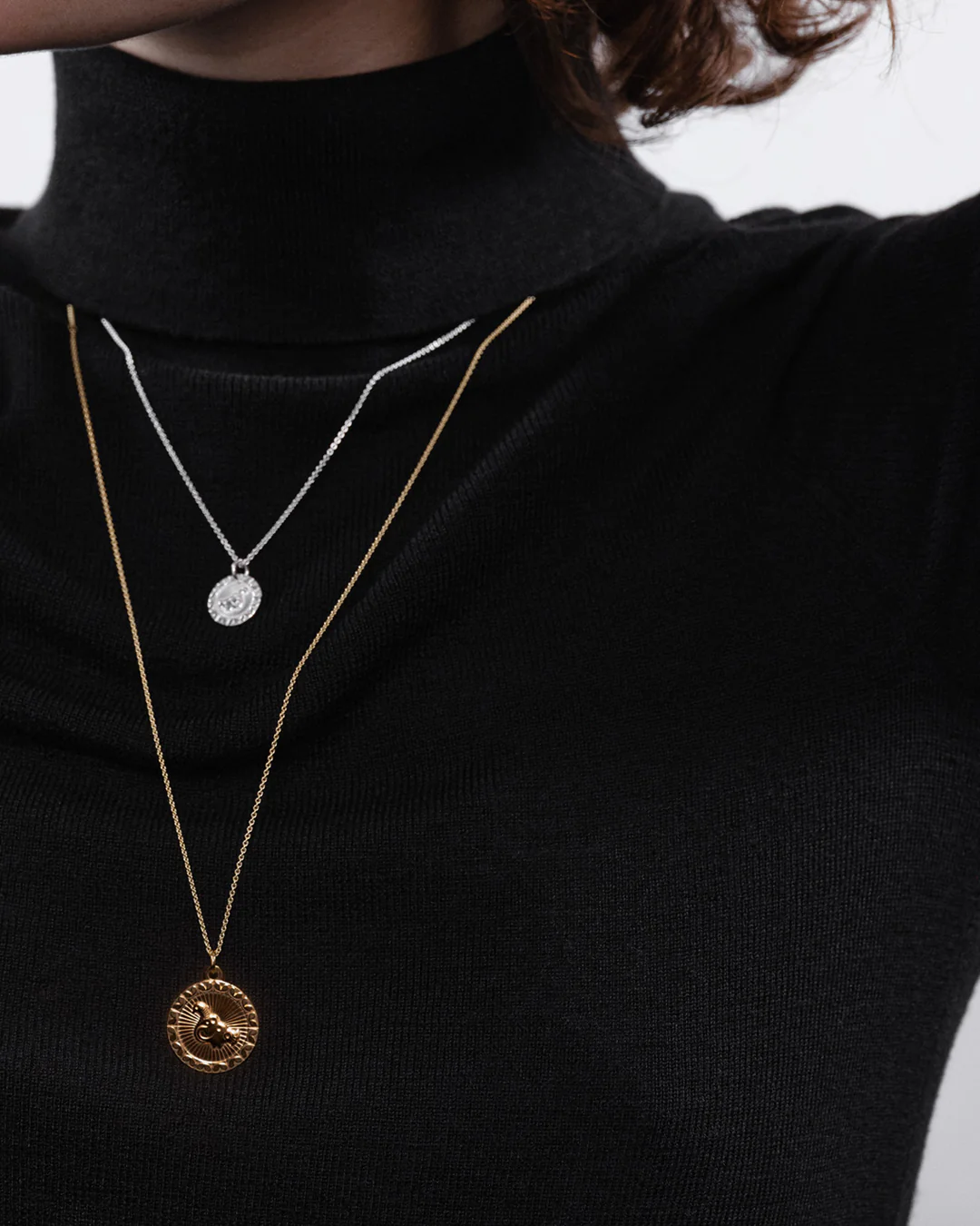 Amuletti-pikkuhela Aurinkoleijona pronssi - Image 5