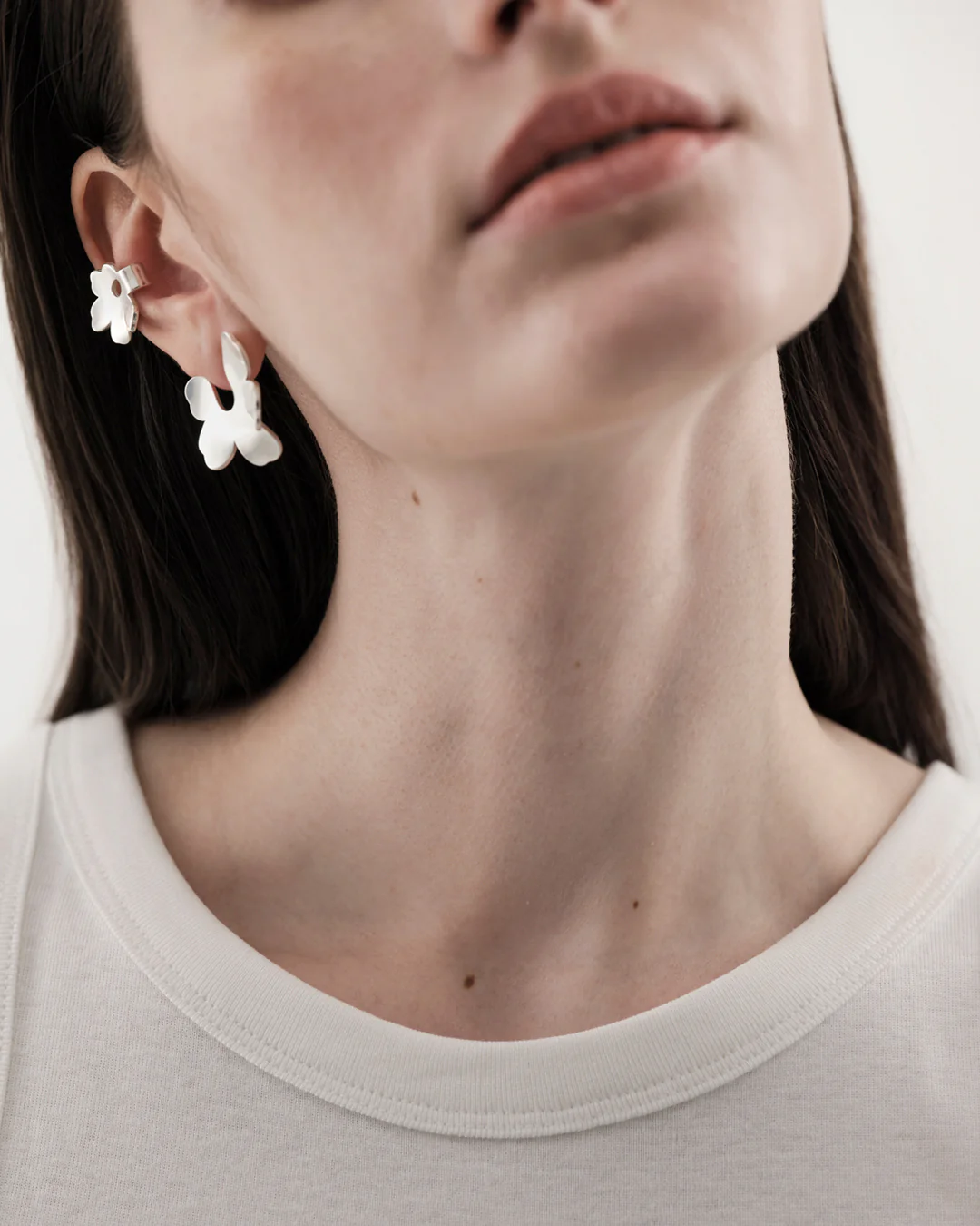 Kalevala x Marimekko Unikko-ear cuff hopea - Image 4